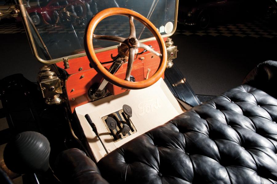  Ford Model T Touring 1909 года  (фото 9 из 63)